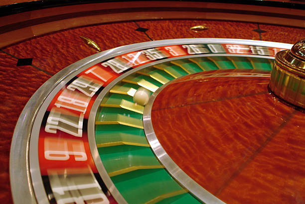Caribbean Stud Poker dealer and player cards at wartoto live table